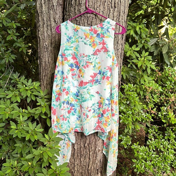 NWT Ninety Clothing Co Sleeveless Floral Blouse Asymmetrical Hem Lining S - Picture 7 of 16